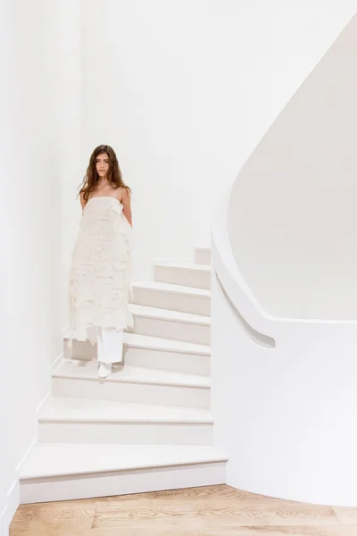 Look 19